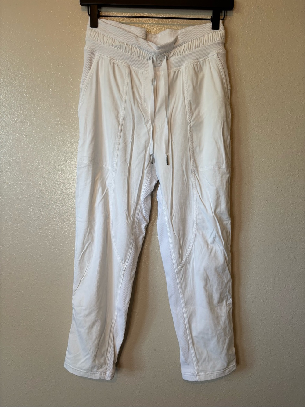Lululemon dance studio mid rise cropped pants